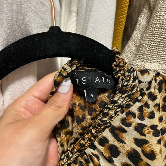 Mini dress - Picture 2 of 3